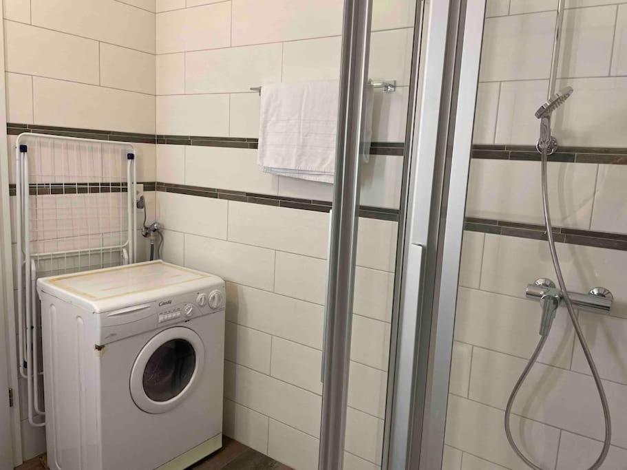 Ferienwohnung Proche Lausanne: Studio Bien Equipe Prilly Exterior foto