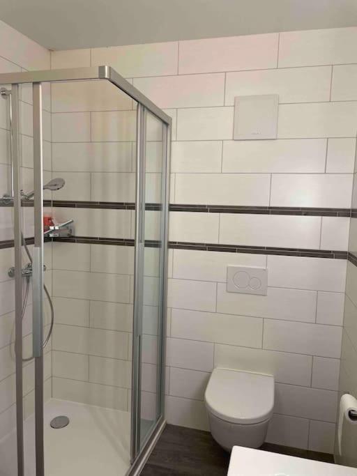 Ferienwohnung Proche Lausanne: Studio Bien Equipe Prilly Exterior foto